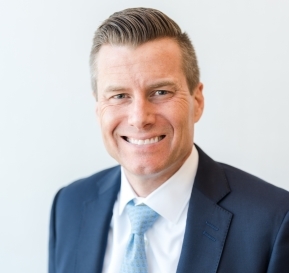 Erik Headshot - 2022